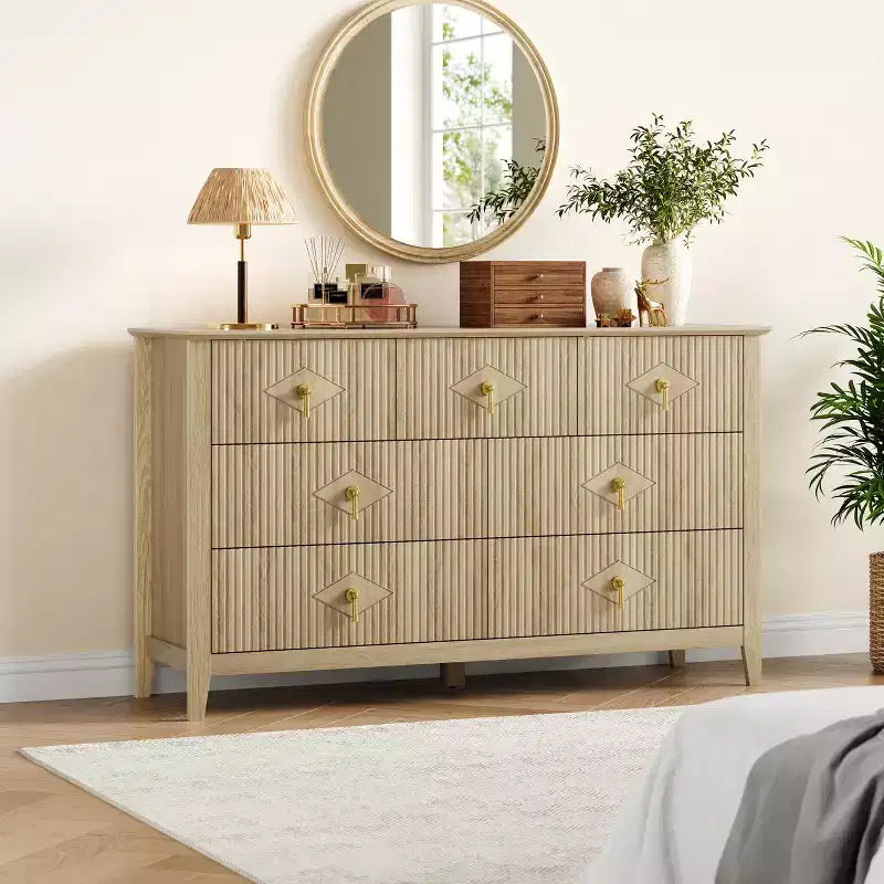 Commode de chambre à 7 tiroirs, commode en bois de 54 po de large avec poignées métalliques, organisateur de rangement pour vêtements cannelé, meuble TV de commode pour couloir
