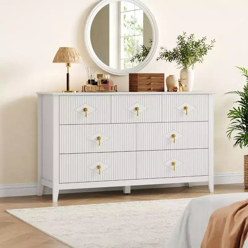 Commode de chambre à 7 tiroirs, commode en bois de 54 po de large avec poignées métalliques, organisateur de rangement pour vêtements cannelé, meuble TV de commode pour couloir