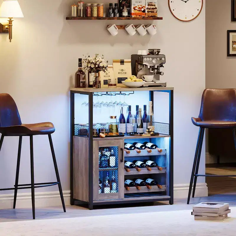 Meuble Bar à Vin Élégant à 3 Niveaux avec Casier à Bouteilles et Rangement, Buffet avec Porte-Verres et Porte en Maille, Idéal pour la Cuisine, le Salon et le Bar