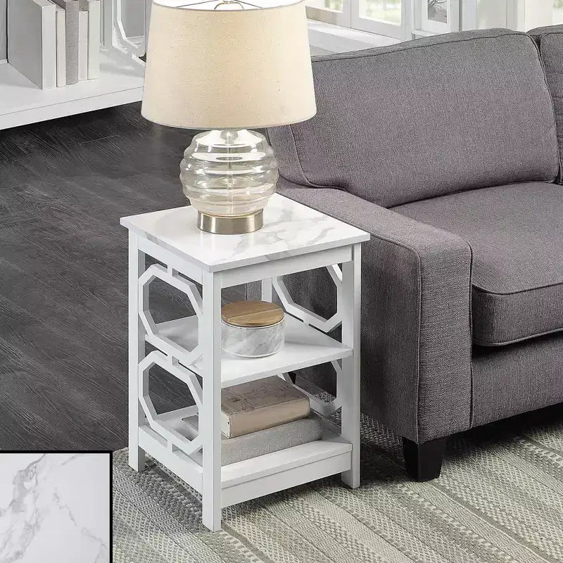 Table d'appoint rectangulaire blanche en bois de 23,75 po avec 3 étagères