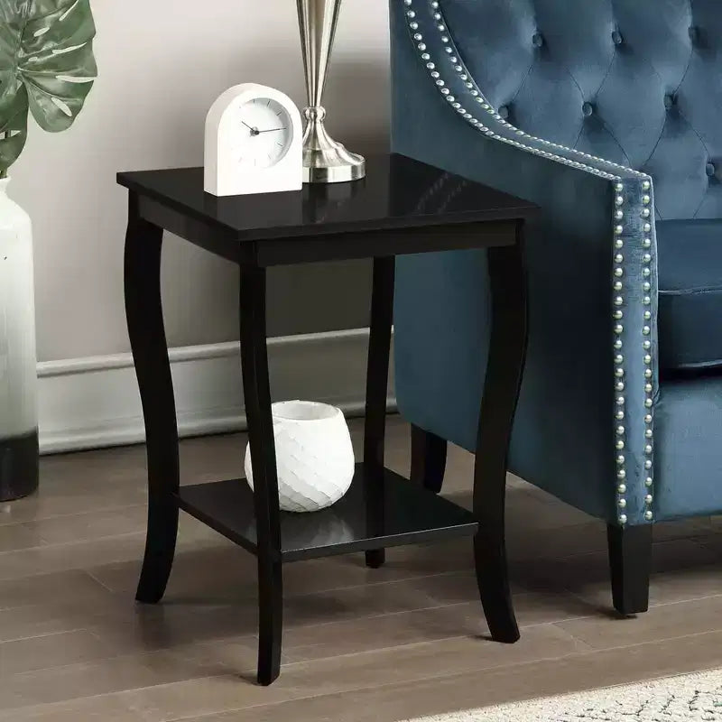 Table d'appoint carrée avec deux étagères, style classique de transition