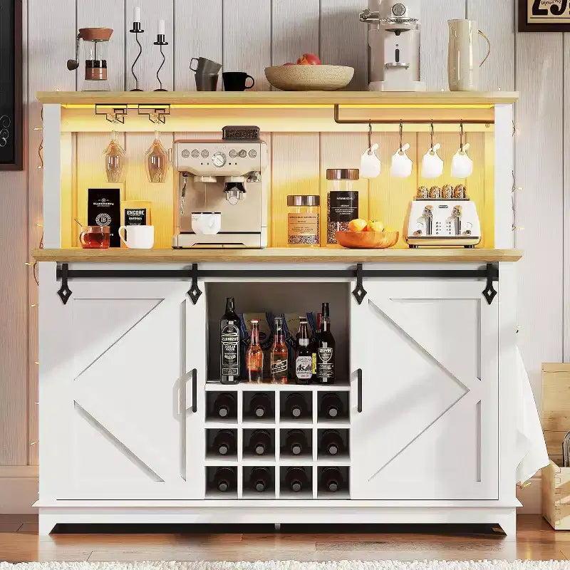 Meuble de bar à café de ferme de 55" avec prise de courant et lumières LED - Porte coulissante de grange, casier à vin, station de recharge USB | Noir/Marron/Blanc
