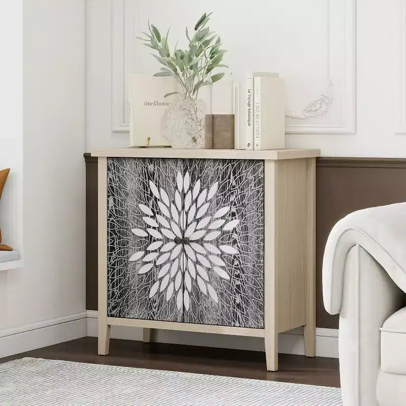 Meuble d'appoint moderne avec quatre portes à motifs sculptés, Armoire de rangement pour la cuisine, la salle à manger, l'entrée