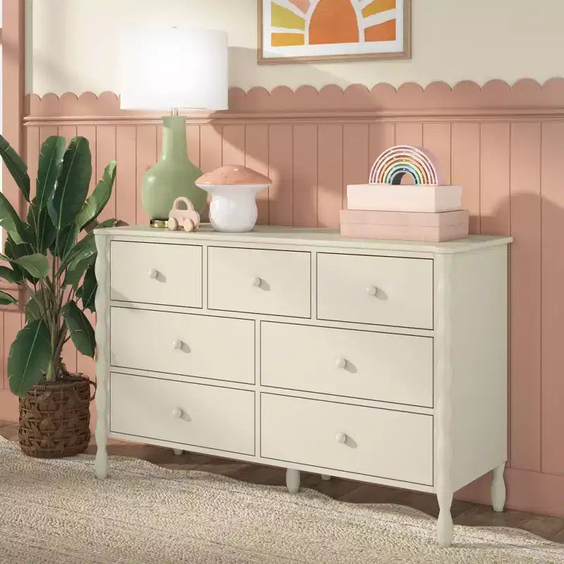 Commode enfant à 7 tiroirs avec pieds tournés