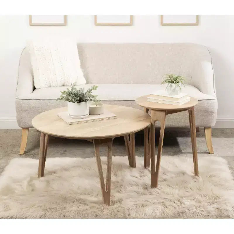 Table basse ronde avec pieds épingle, bois de manguier massif